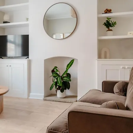 Calming Boutique Home - Walk To City York