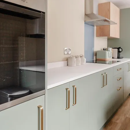 Calming Boutique Home - Walk To City * York