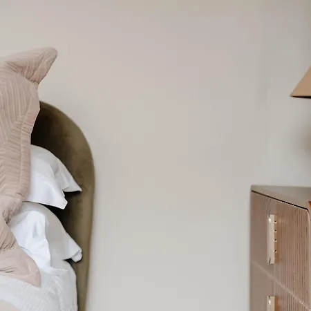 Calming Boutique Home - Walk To City York